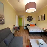 Apartmenthaus Lorbach זולינגן