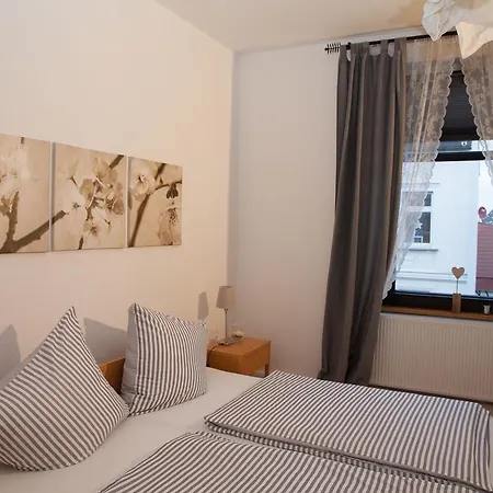 Apartmenthaus Lorbach * Solingen